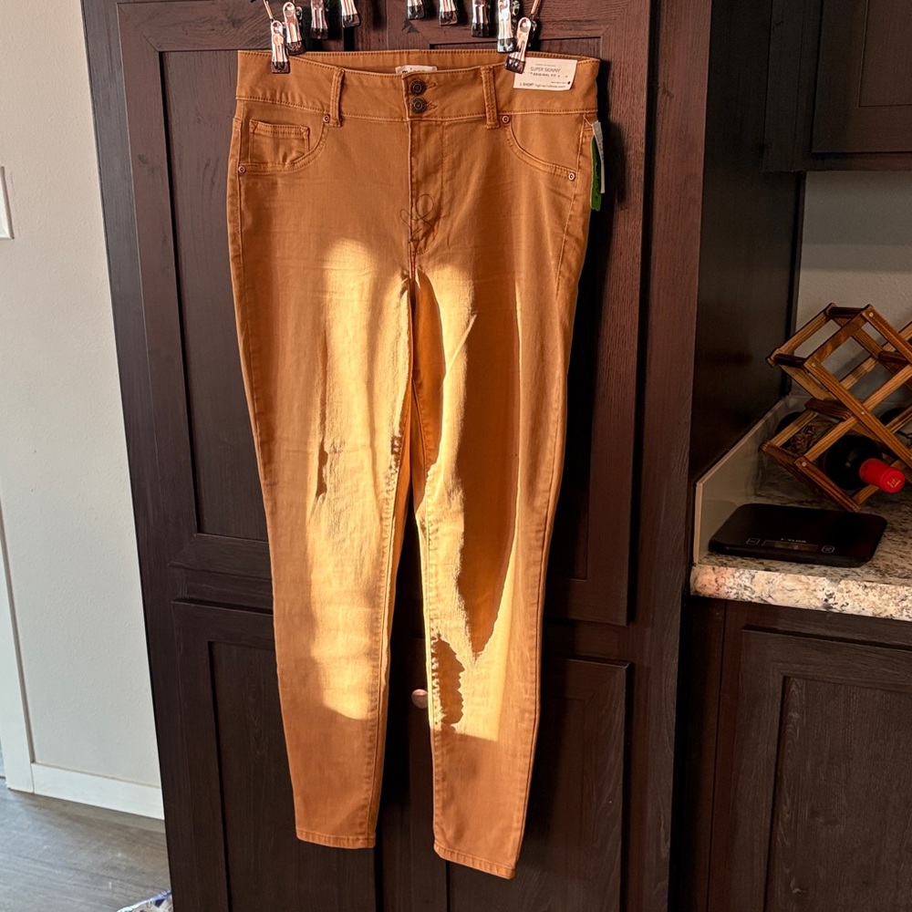 Maurices Women's Brown Khaki Ankle Jeans